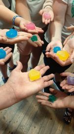 received 1431977023962816